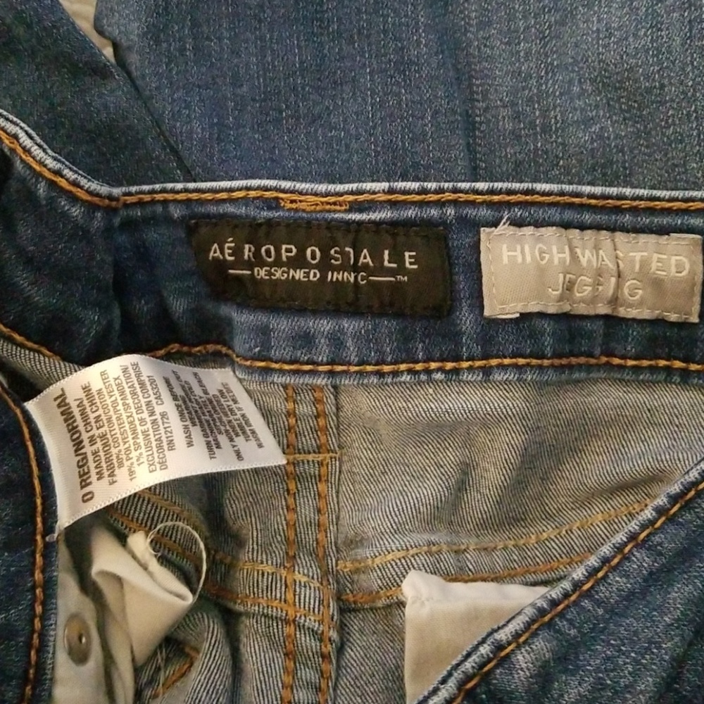 Jeans - Picture 2 of 3